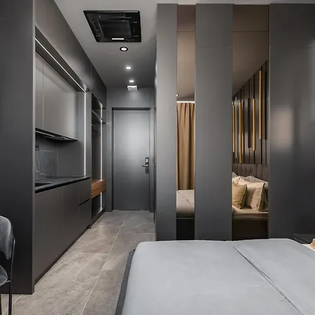 Apartment Center Bag